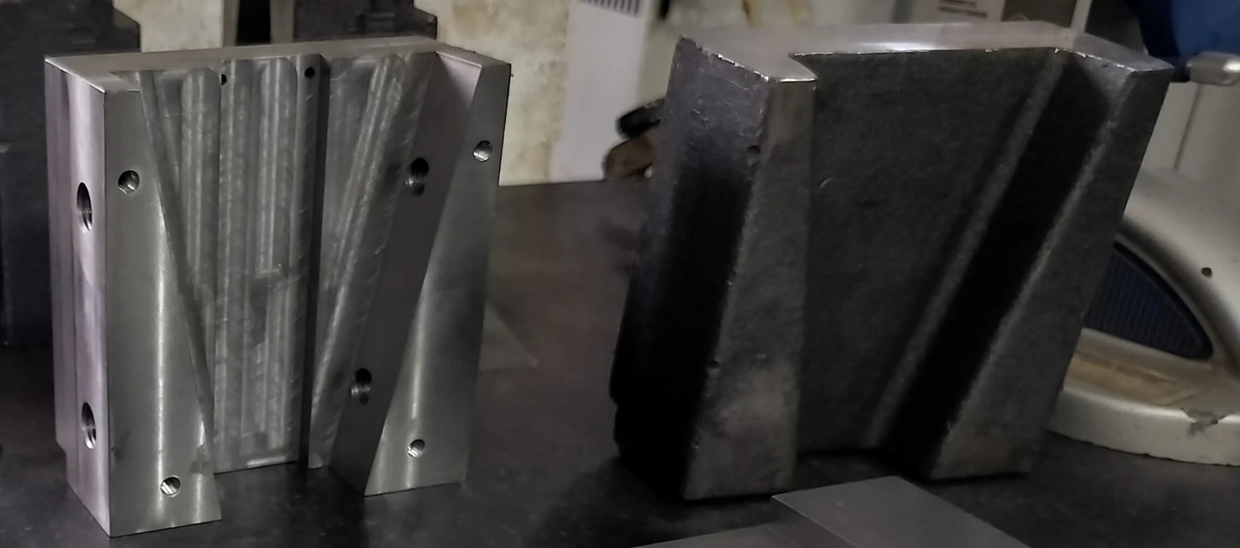 Machined support block